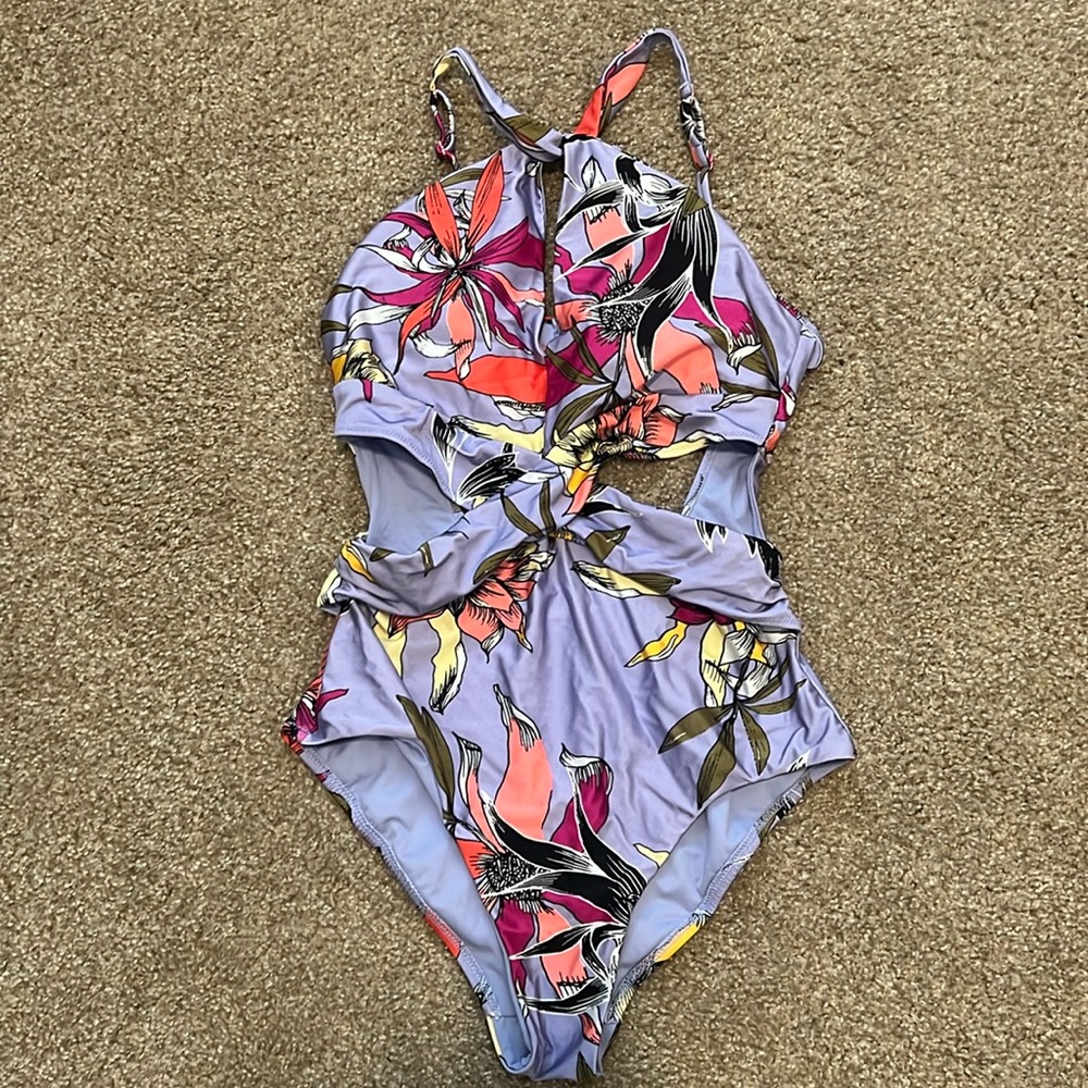 Bar III One Piece Floral Swimsuit‎ Large